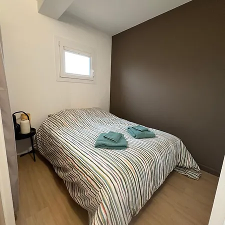 Cosy Parking, & Commerces A Deux Pas Apartment *