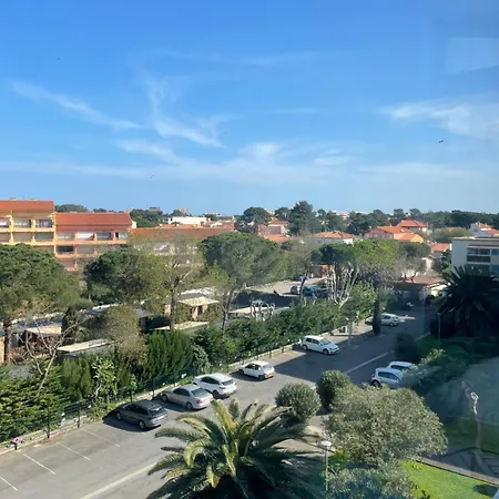 Cosy Parking, & Commerces A Deux Pas Апартаменты *